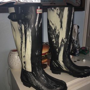Hunter Rain Boots- tall size 8-7